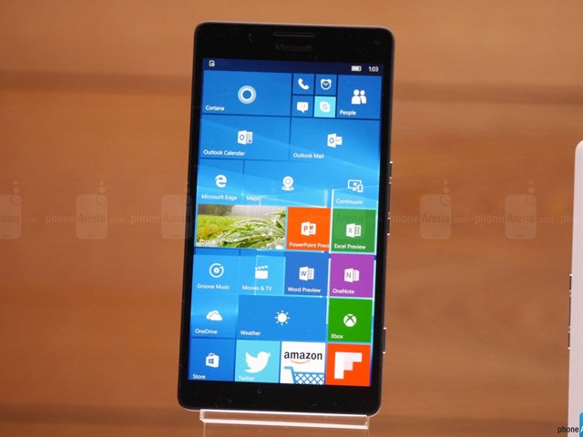 Cận cảnh Microsoft Lumia 950 XL, camera 20MP