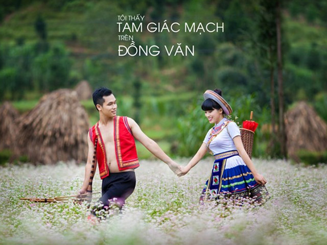 Bạn trẻ - Cuộc sống - Ảnh cưới lãng mạn “Tôi thấy tam giác mạch trên Đồng Văn"