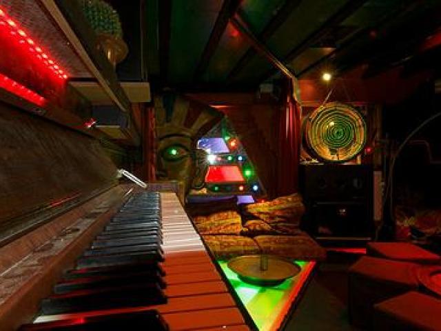 Phi thường - kỳ quặc - Những nhà hàng "bá đạo" nhất nước Anh