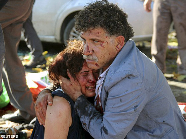 Tin tức trong ngày - Chuyện đau lòng sau bức ảnh từ vụ đánh bom ở Thổ Nhĩ Kỳ