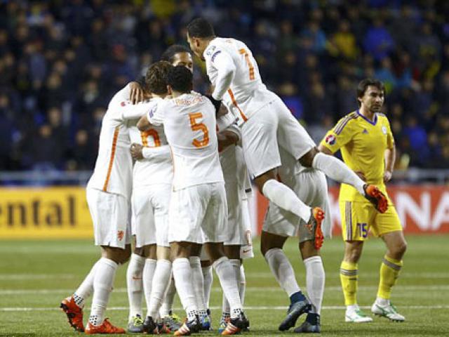 Các giải bóng đá khác - Hà Lan – Séc: Ngàn cân treo sợi tóc