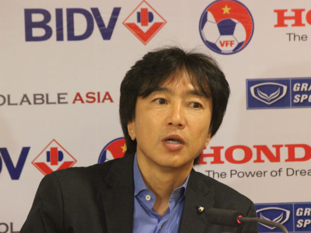 Bóng đá - Miura: "Cầu thủ VN nóng vội, không theo chỉ đạo của HLV"