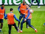 Bóng đá - Van Persie và Depay xô xát trên đội tuyển