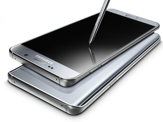 Ngắm Galaxy Note 5 màu bạc Titanium đầy nam tính