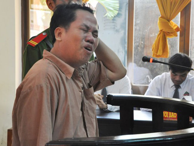 Pháp luật - Lãnh 15 năm tù, bị cáo cảm ơn HĐXX
