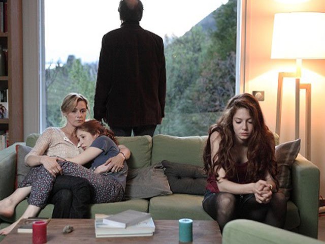 Phim chiếu Rạp - Bom tấn kinh dị "Hồi sinh" khán giả thót tim