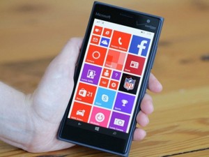 Điện thoại - Đánh giá Lumia 735: Cấu hình thấp, nhưng pin bền