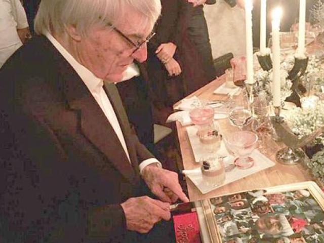 Tài chính - Bất động sản - Sinh nhật tỷ phú: Con gái "khoe" độ chịu chơi