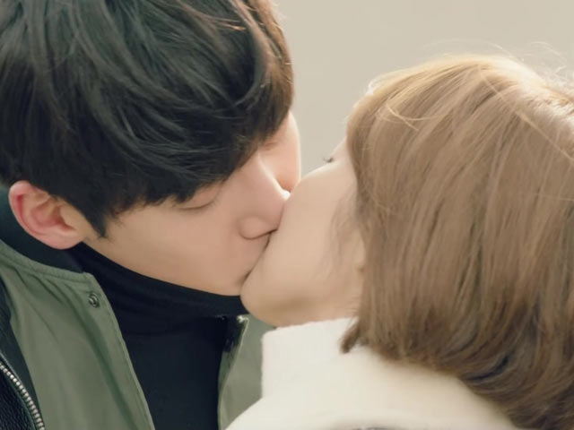 Phim - Video phim: Cảnh tình tứ khiến khán giả phát "ghen"