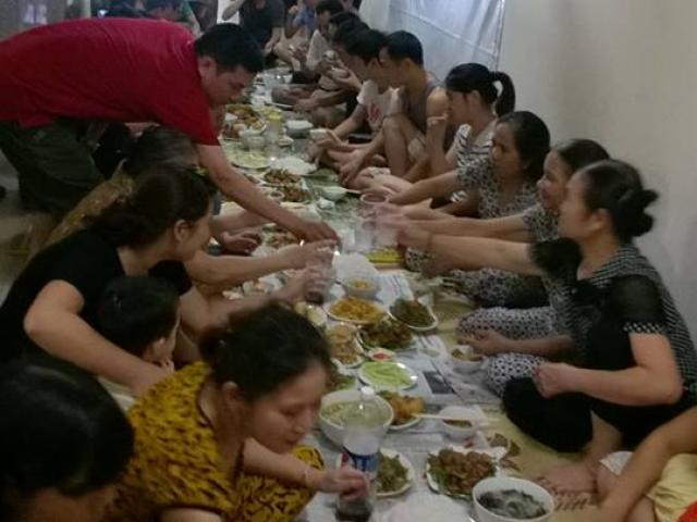 Tin tức trong ngày - Tiệc hành lang chung cư: “Tôi tự hào vì văn hóa làng xã”