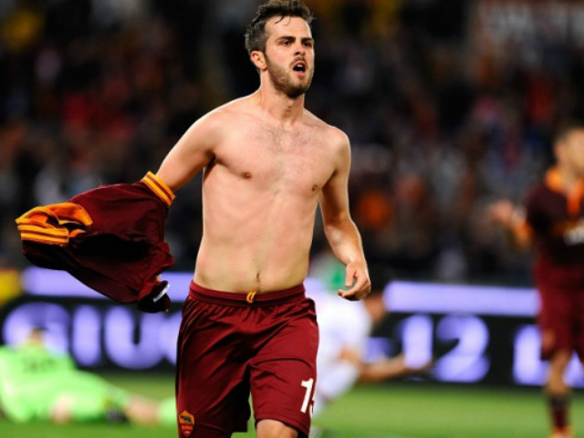 Bóng đá - "Vua đá phạt" của Roma dứt điểm kỹ thuật top 5 Serie A V8