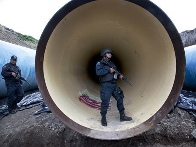 Tin tức trong ngày - Mexico bắt những kẻ giải cứu trùm ma túy Chuột chũi