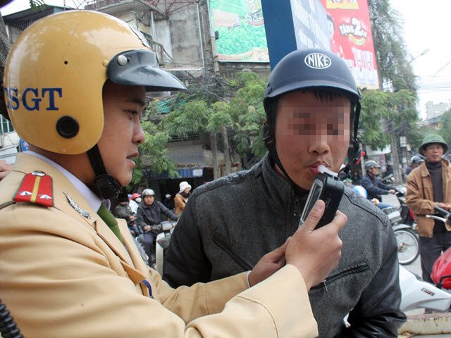 Tin tức trong ngày - 11 tháng, CSGT Hà Nội phạt “ma men” hơn 2,3 tỷ đồng