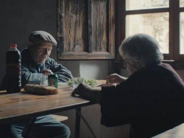 Tin tức trong ngày - Vợ chồng già Tây Ban Nha sống đơn độc trong ngôi làng bỏ hoang 45 năm