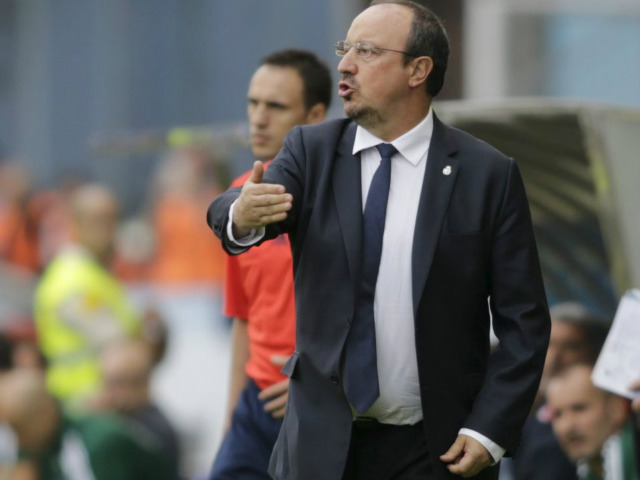 Bóng đá - Real bảo toàn ngôi đầu, Benitez vẫn “cay cú”