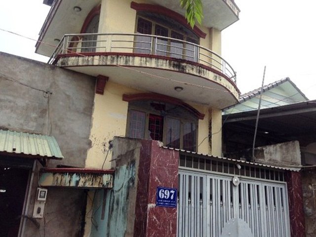 Pháp luật - Ném bom xăng cùng thư đe dọa lúc nửa đêm