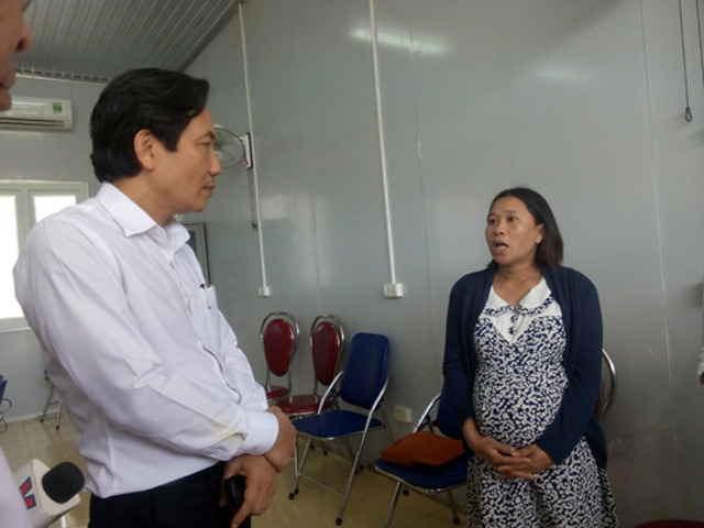 Tin tức trong ngày - Vụ 214 giáo viên mất việc ở Hà Tĩnh: "Đúng luật"