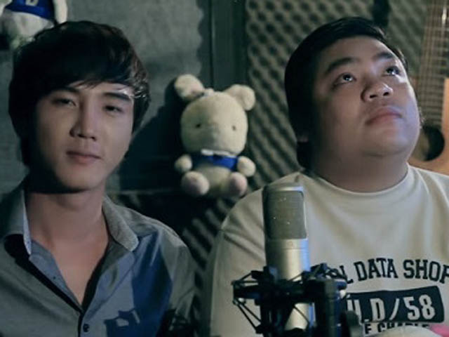 Trọng Nghĩa gây sốt khi hát cùng “Phi Nhung phiên bản lỗi”