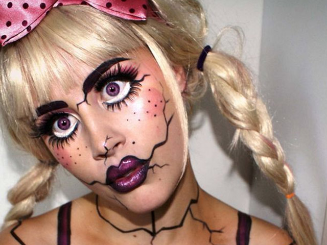 Làm đẹp - Ngỡ ngàng tài trang điểm Halloween của "gái một con"