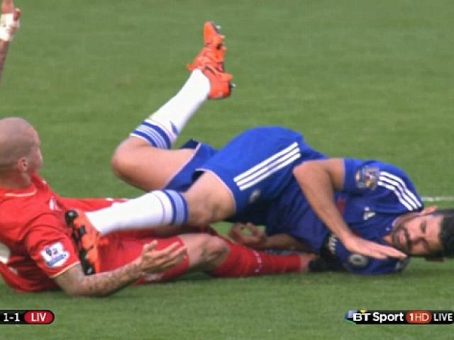 Bóng đá - Lại chơi thô bạo, Diego Costa đối mặt án treo giò