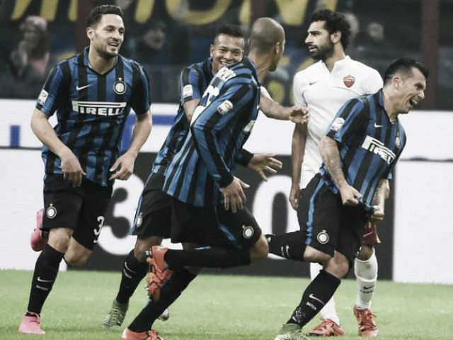 Bóng đá - Tiêu điểm vòng 11 Serie A: Sao đổi ngôi