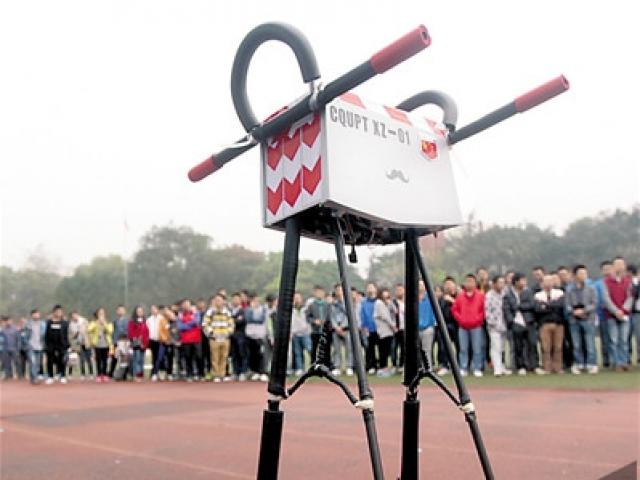 Robot lập kỷ lục đi bộ quãng đường dài nhất thế giới