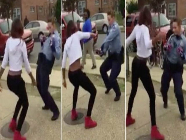 Thế giới - Hành động "không giống ai", nữ cảnh sát được Obama khen