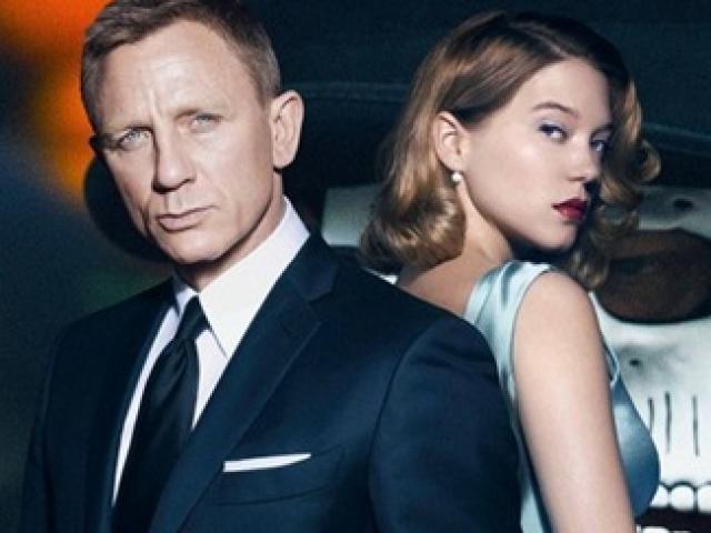 Phim - "007: Spectre" có đủ đặc sản nhưng vẫn thấy "thòm thèm"