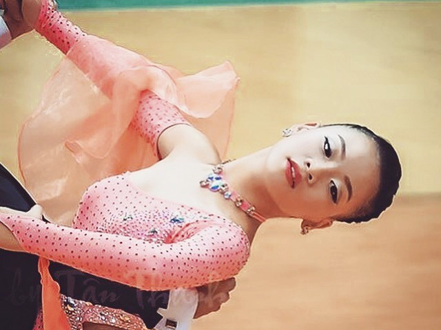 Bạn trẻ - Cuộc sống - Cô gái 16 tuổi giành HCB giải Vô địch dancesport châu Á