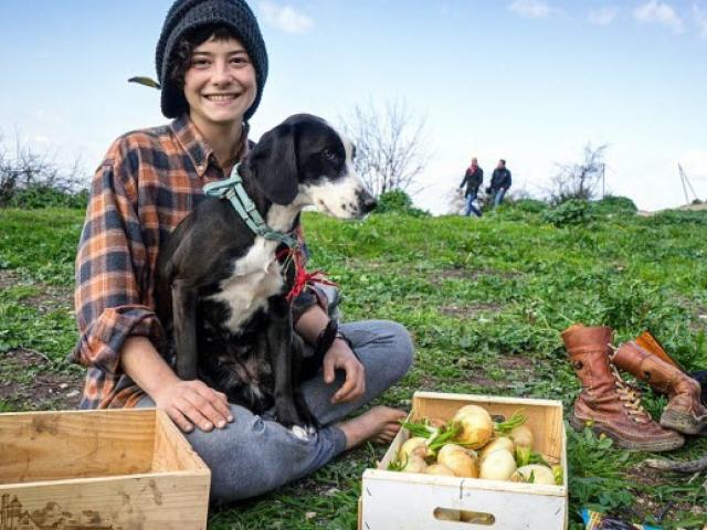 Phi thường - kỳ quặc - Khám phá cuộc sống của những người thích ở trong hang