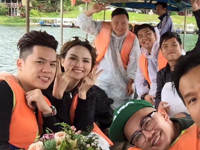 Hoa hậu Diễm Hương chụp ảnh cưới lãng mạn tại Đà Lạt