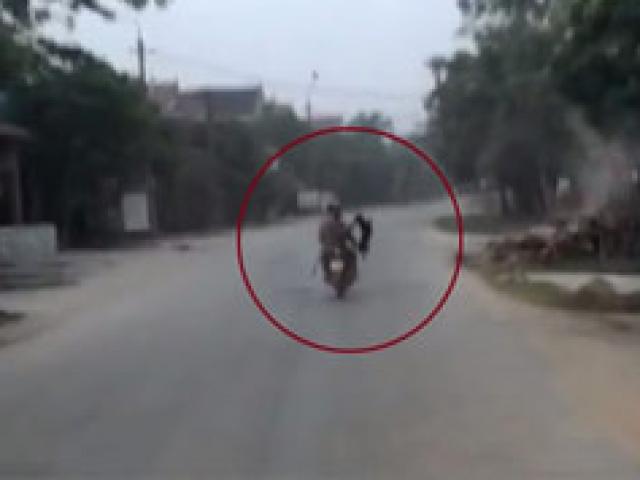 Pháp luật - Tận thấy cảnh "câu" chó bỏ bao tải của hai tên "cẩu tặc"