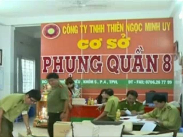 Thị trường - Tiêu dùng - Dân đi vay nặng lãi để... tham gia từ thiện