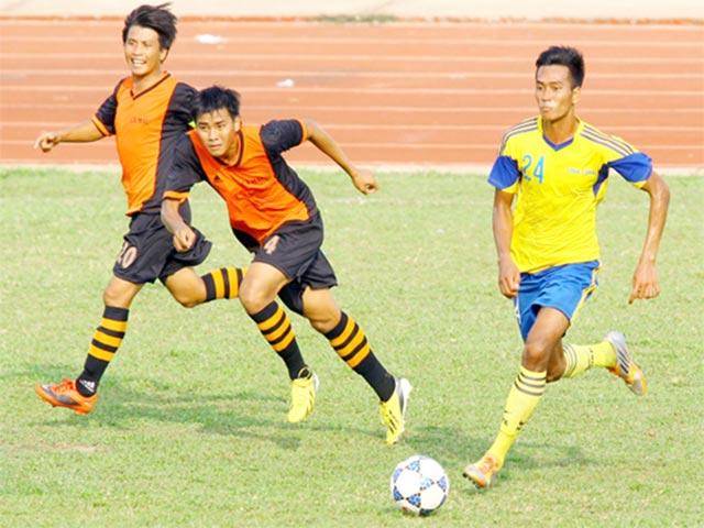 Bóng đá - "Ngã ngửa" vì CLB Cà Mau: Xin bỏ giải, rồi xin đá lại