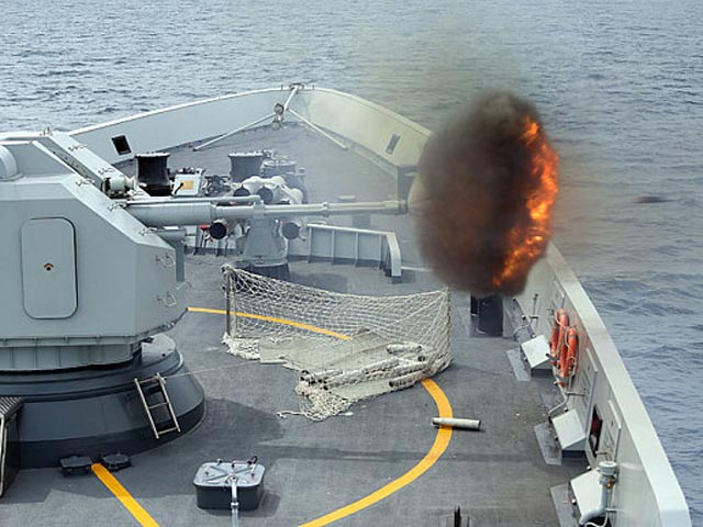 Thế giới - Đô đốc TQ: Sự cố nhỏ có thể khơi mào hải chiến Biển Đông