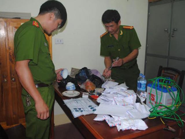 Pháp luật - Triệt phá ổ đánh bạc trong rừng tràm, bắt 39 đối tượng