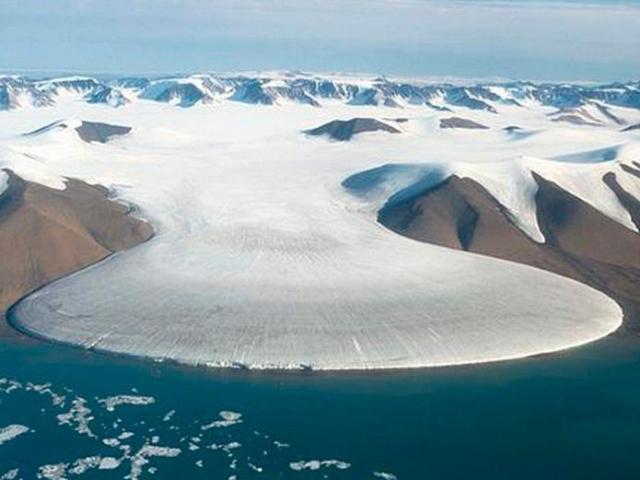 Du lịch - Vẻ đẹp kỳ thú của "sông băng chân voi"