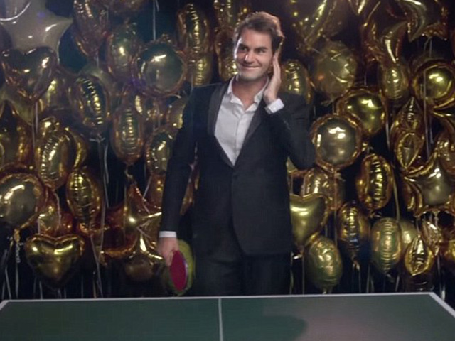 Thể thao - Federer không thể đánh... trượt bóng bàn