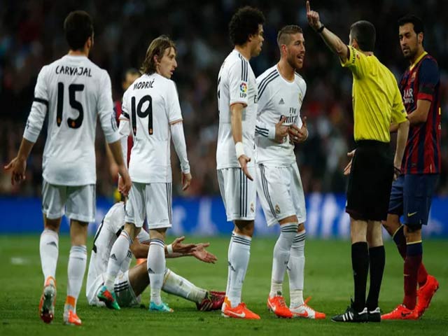 Bóng đá - Tiếng còi "đen" Real-Barca: 3 quả 11m đáng ngờ (P4)