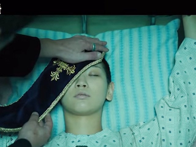 Phim - Phim kinh dị Hàn "hất cẳng" bom tấn 007 tại xứ Kim Chi