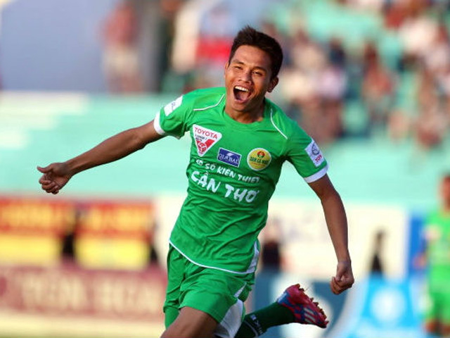 Bóng đá - XSKT.Cần Thơ và chuyện lạ đời để Vua phá lưới nội ra đi