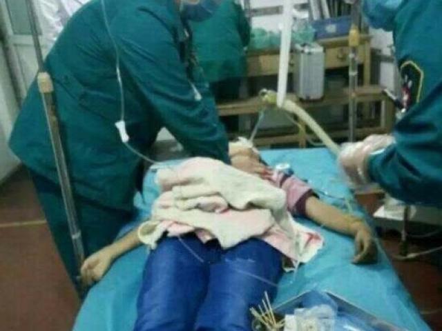 Bạn trẻ - Cuộc sống - Bé gái nghi bị mẹ đánh chết vì học kém