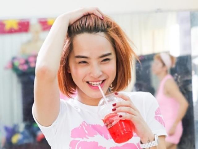 Đời sống Showbiz - Theo chân một ngày không ngơi nghỉ của ca sĩ Hải Băng