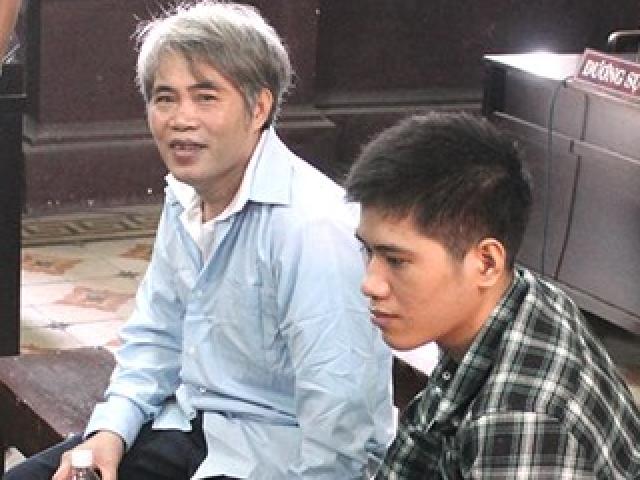 Pháp luật - 2 cha con truy sát hàng xóm vì ăn cưới "quên" phong bì