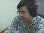 Video An ninh - Tài xế taxi bỏ chạy, hất cảnh sát lên nắp ca-pô