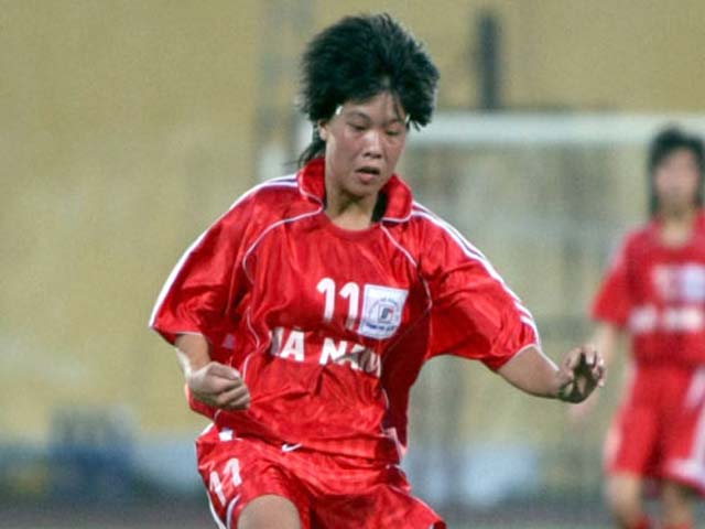 Bóng đá - HLV nữ huấn luyện bóng đá nam: Chuyện giờ mới kể