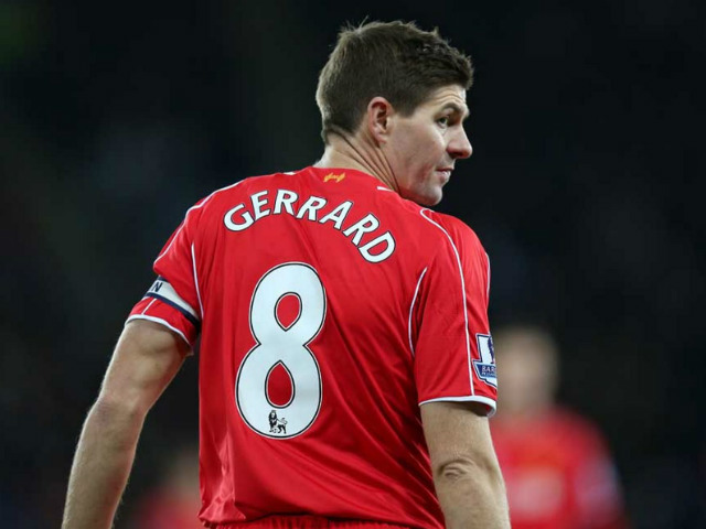Bóng đá - Lộ clip huyền thoại Steven Gerrard đấm nhau trên phố