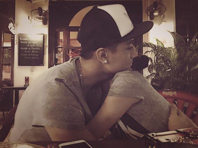 Người mẫu - Hoa hậu - Facebook sao 23/11: Nghi án Vĩnh Thụy "yêu" Linh Hoàng