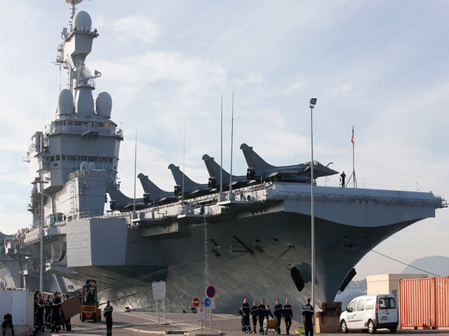 Thế giới - Pháp lần đầu tiên tấn công IS từ tàu sân bay hạt nhân