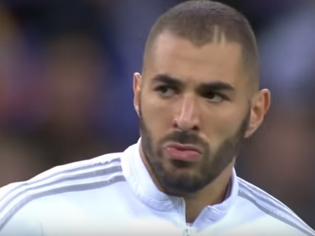 Bóng đá - "Phun mưa" khi hát quốc ca, Benzema bị “ném đá” tơi bời